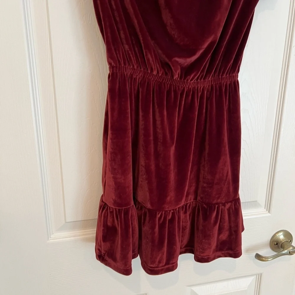 GAP Kids Burgundy Velvet Tiered Dress Elastic Waist Short Sleeve Girls Large